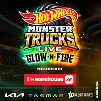 Glow-N-Fire Hot Wheels Monster Trucks Live